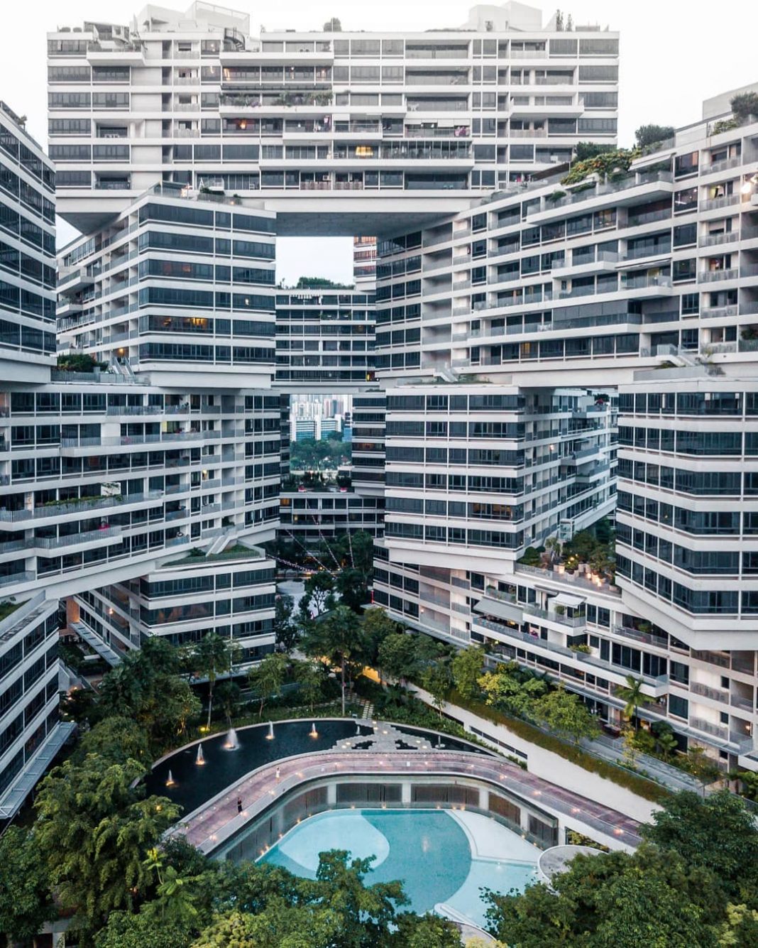 Top 8 Insta-famous Architecture In Singapore To See (and Shoot)