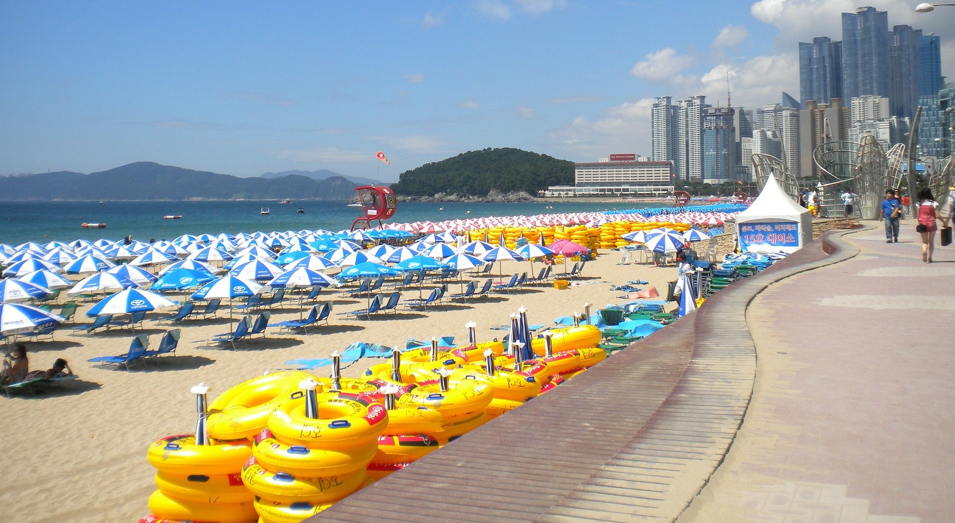 7 Things to Do in Busan – Korea’s Most Colourful Seaside Town