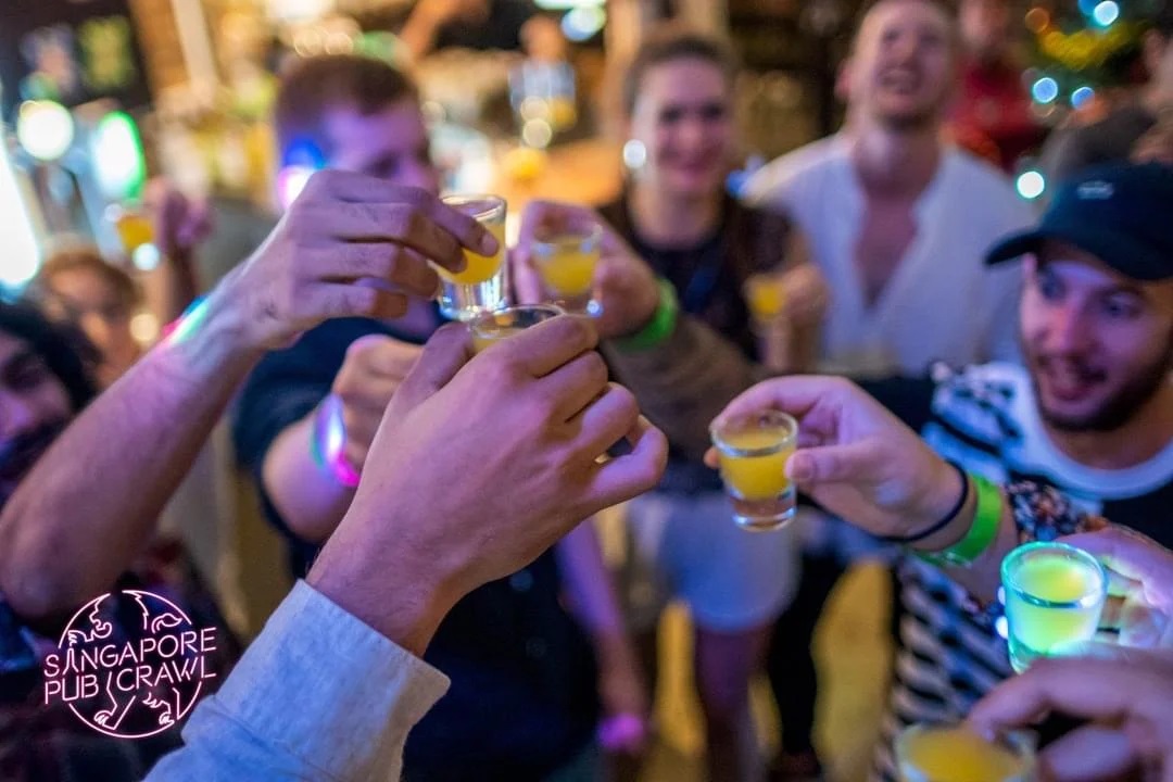Singapore Pub Crawl 1for1 Tickets (U.P. 50) for a Fun Night Out in