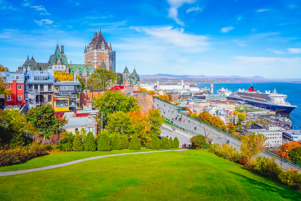 Skyline,View,Of,Old,Quebec,City,With,Iconic,Chateau,Frontenac