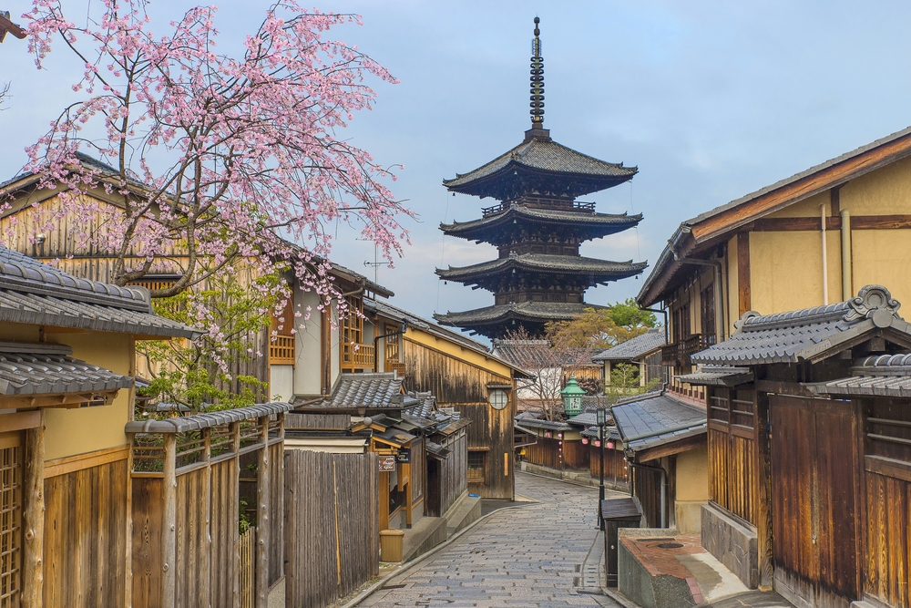 Yasaka,Pagoda,In,Spring